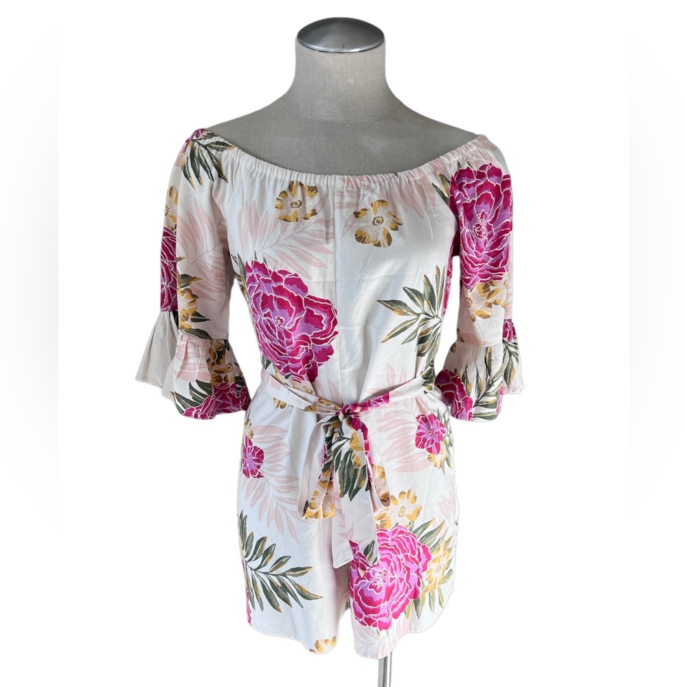 NWT Billabong Floral Romper